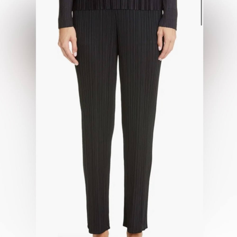 Issey Miyake's Pleated Ankle Pants Black